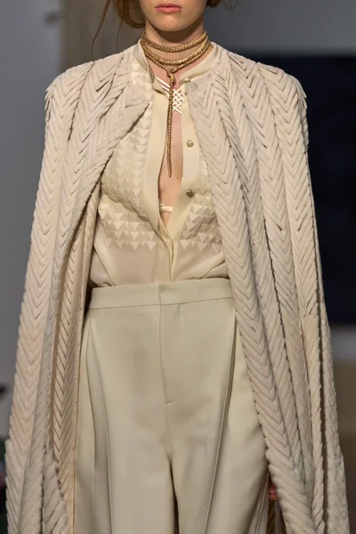 Look 137